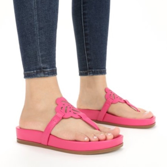 SAM & LIBBY FUCHSIA THONG FLOWER CUTOUT SANDALS NWOT - Picture 1 of 9